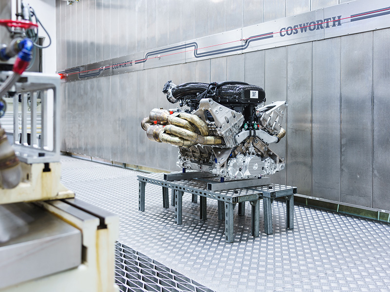 تعرف على أسرار محرك Aston Martin Valkyrie الاستثنائي من طراز V12